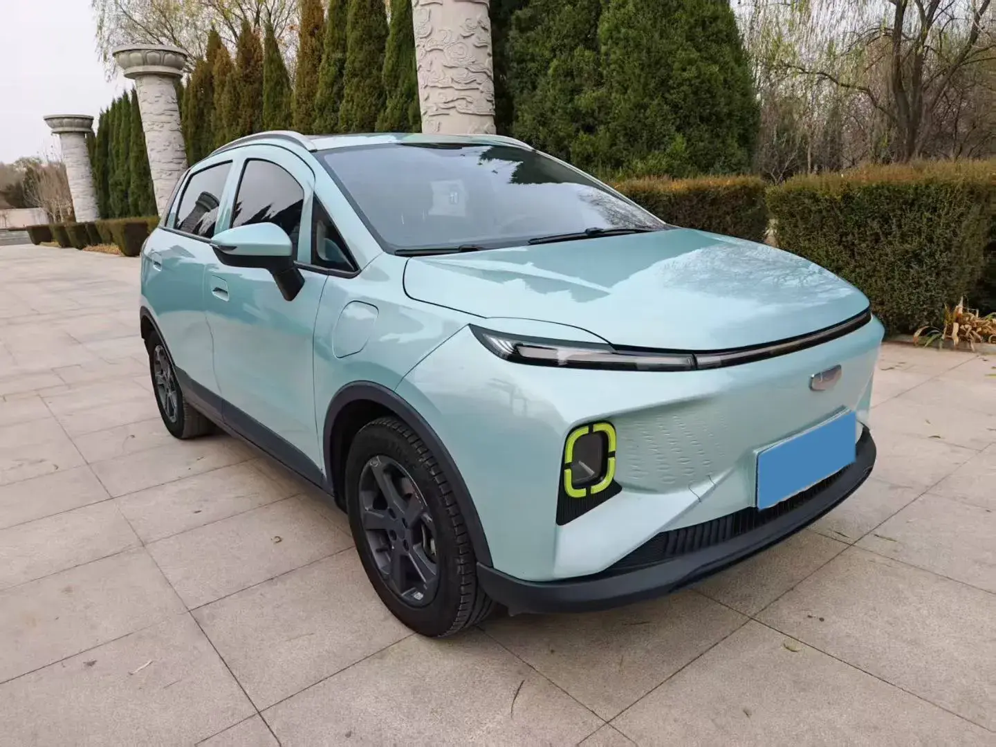 2022 GEOMETRY E thumbnail 3