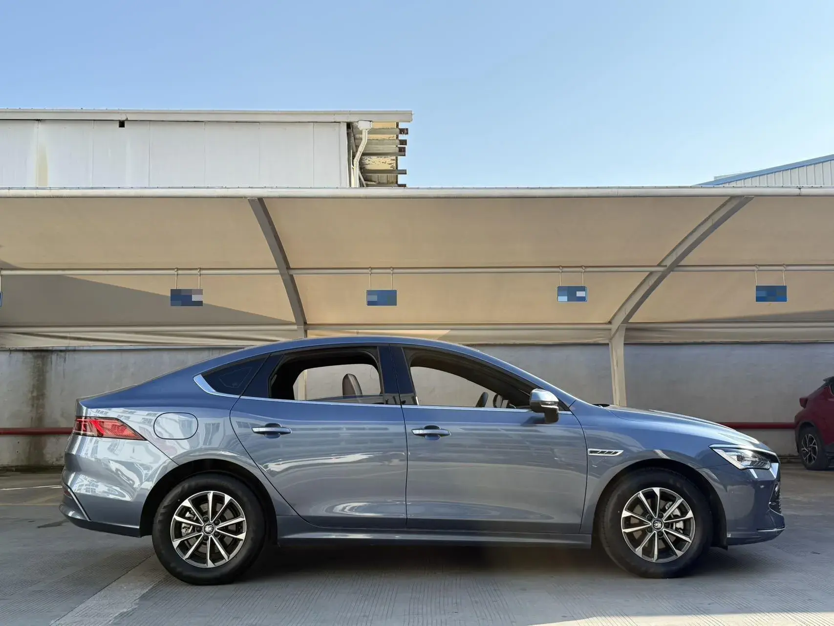 2024 BYD QIN thumbnail 3