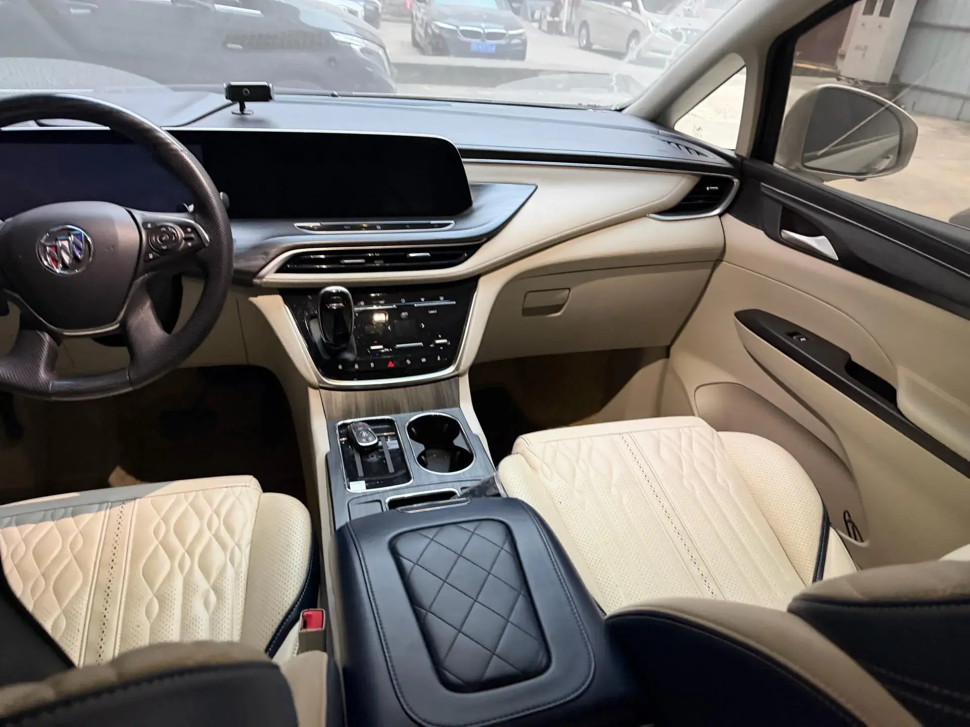 2022 BUICK GL8 thumbnail 3