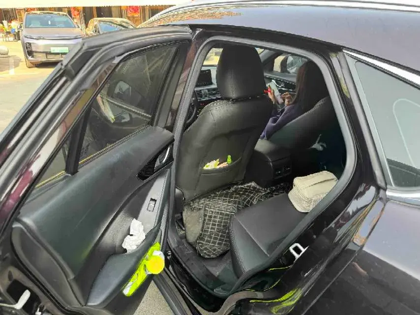 2020 MAZDA CX-4 thumbnail 3