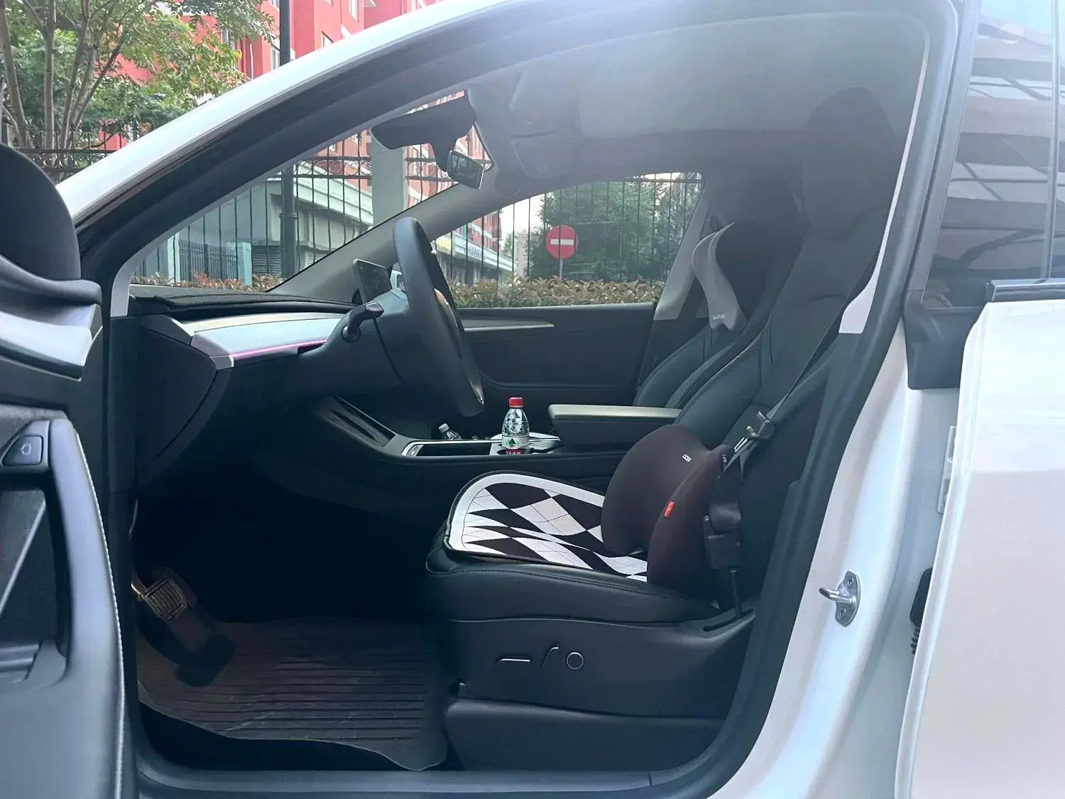 2022 TESLA MODEL thumbnail 4