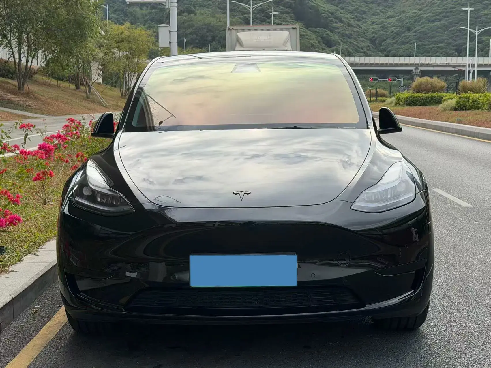 2022 TESLA MODEL thumbnail 2