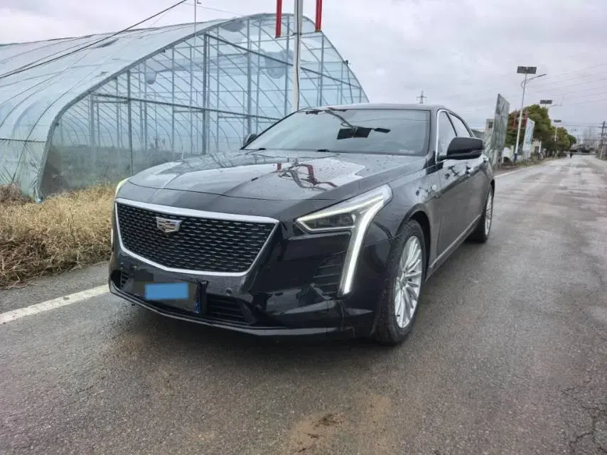 2022 Cadillac CT6 2.0T 237HP L4 10AT