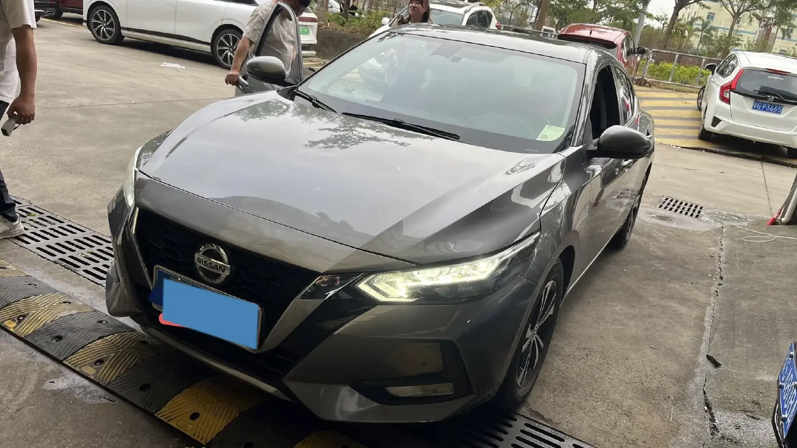 2022 Nissan Sylphy 1.6L 135HP L4 CVT