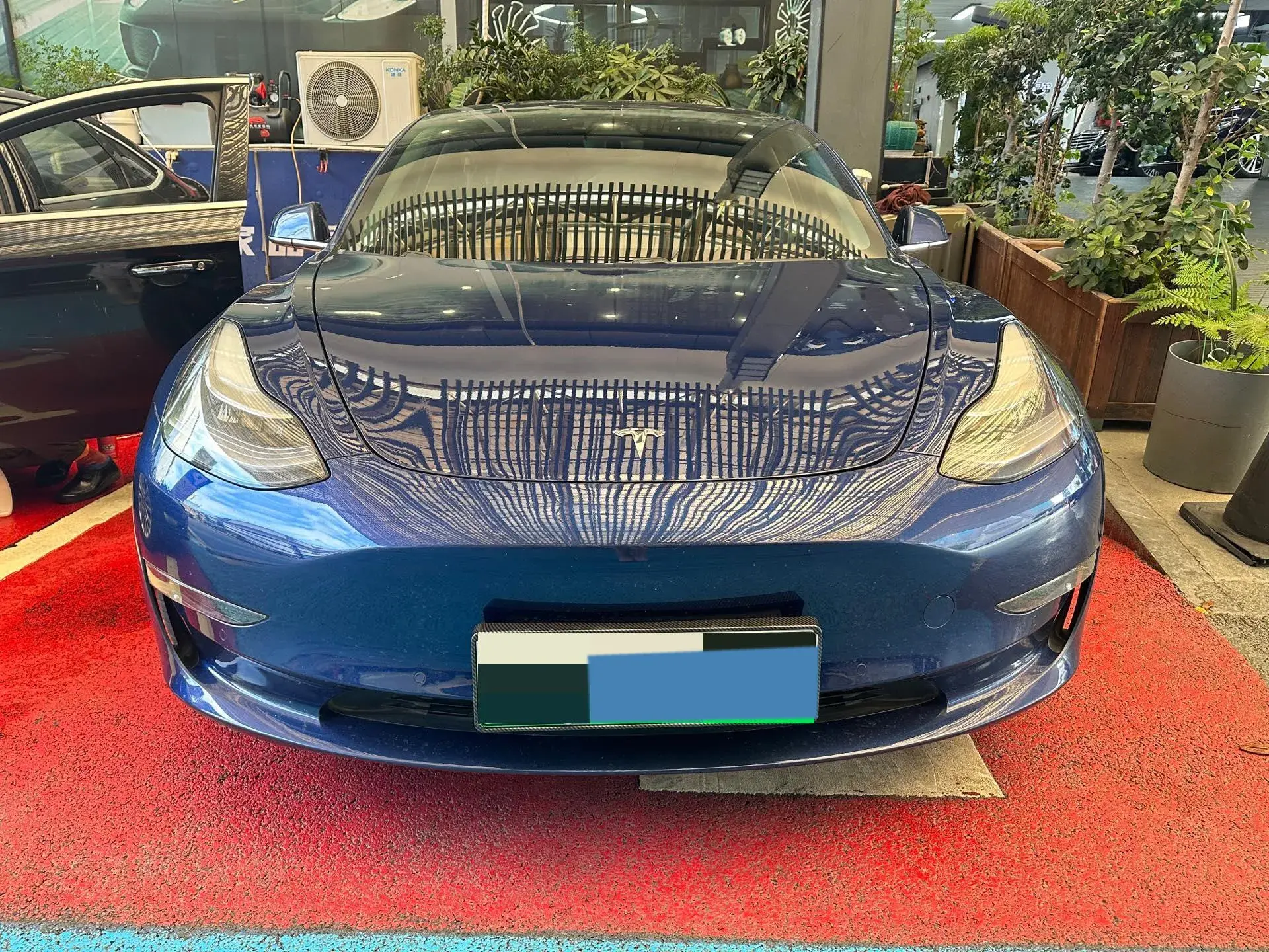 2019 TESLA MODEL thumbnail 3