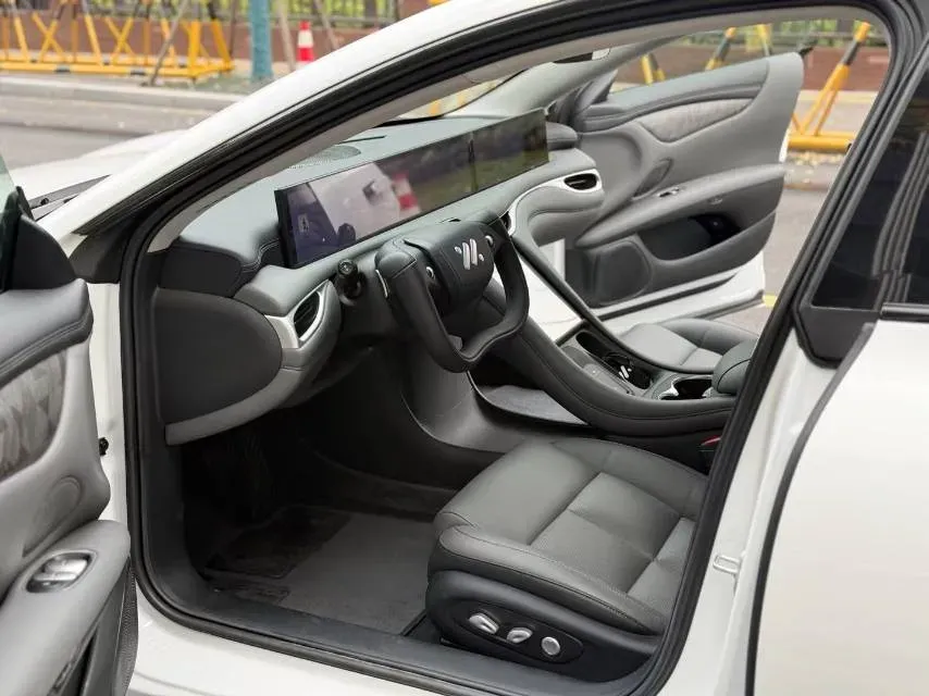 2024 IM L6 BEV 100KWH,autocango,china used car exporter,china ev exporter,chinese used car exporter,chinese used ev exporter