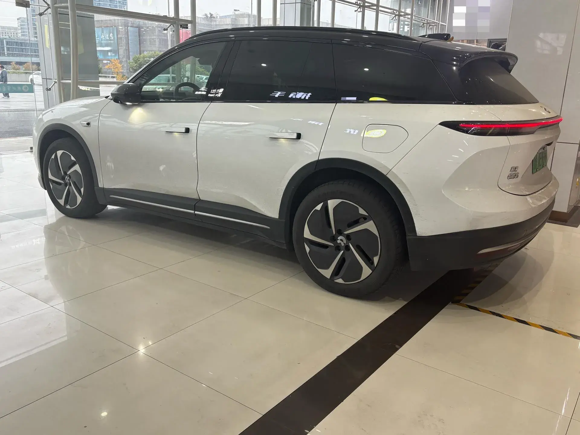 2023 NIO ES6 thumbnail 4