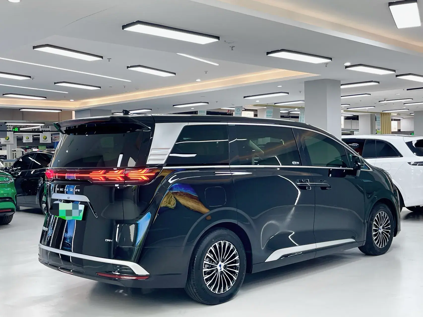 2022 MERCEDES-BENZ GLC thumbnail 4