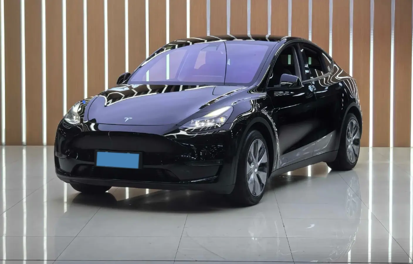 2021 Tesla Model Y BEV 60KWH