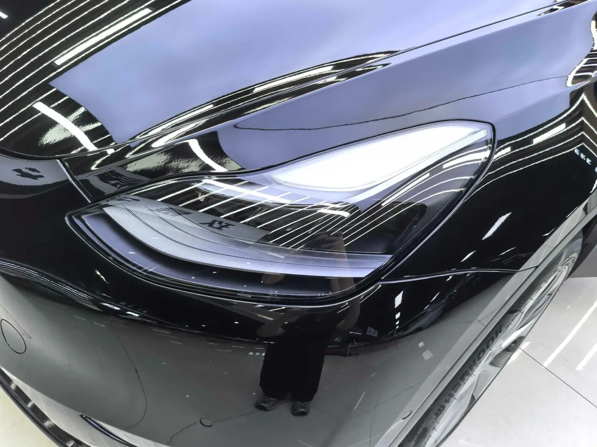 2021 TESLA MODEL thumbnail 4