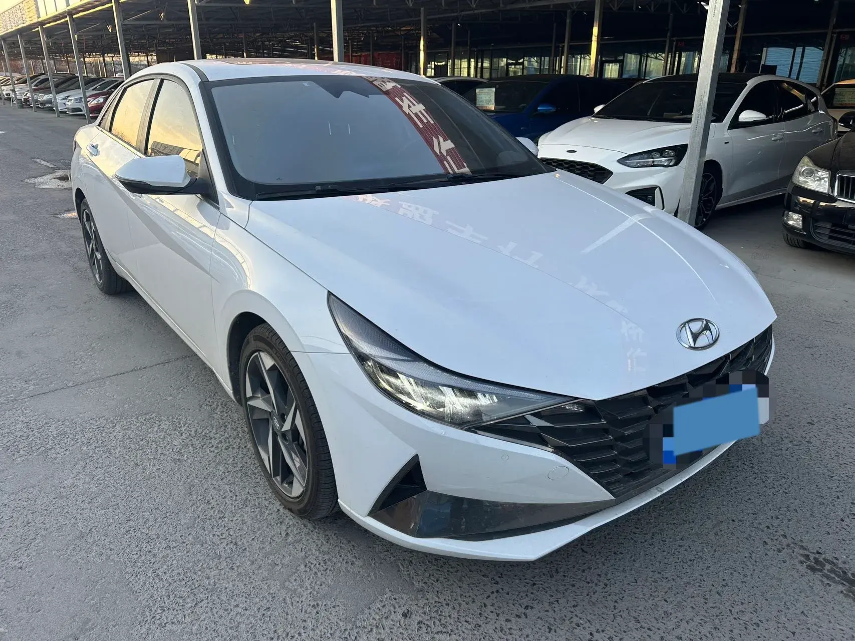 2021 HYUNDAI ELANTRA thumbnail 3