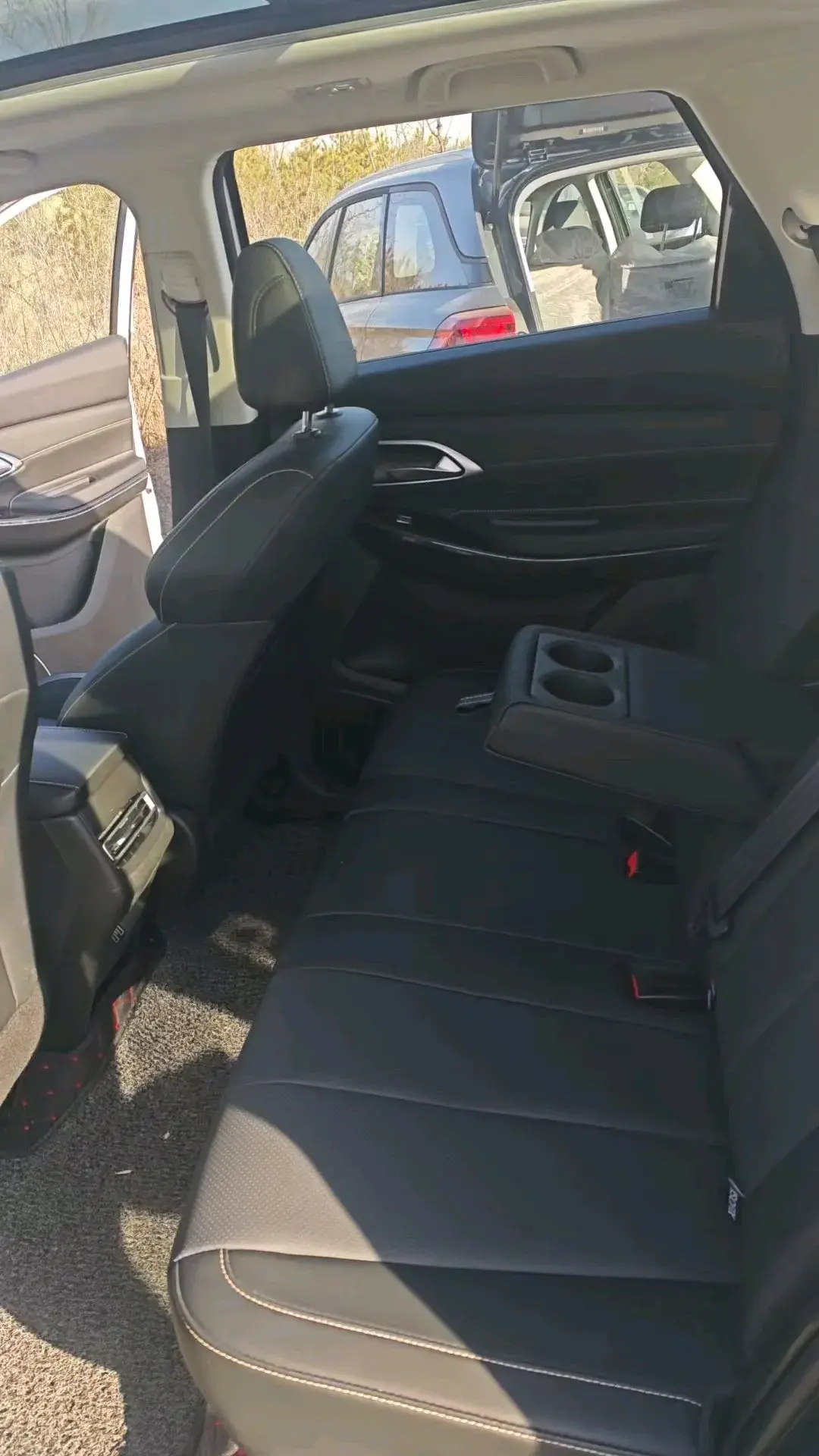 2023 CHANGAN CS75 thumbnail 4