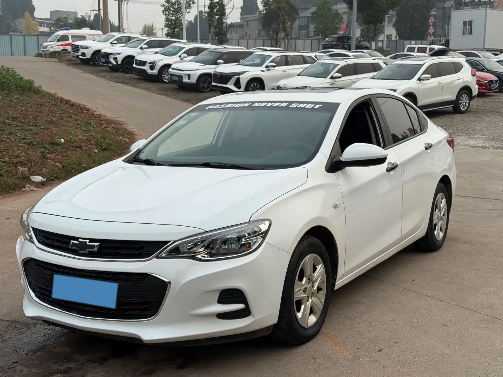 2019 CHEVROLET CAVALIER view 1