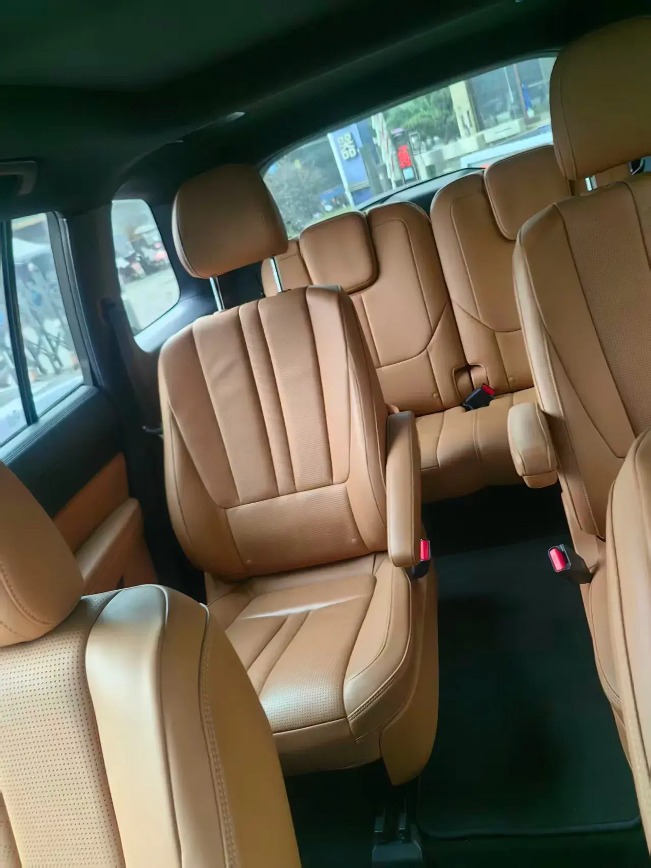 2020 LI ONE thumbnail 3