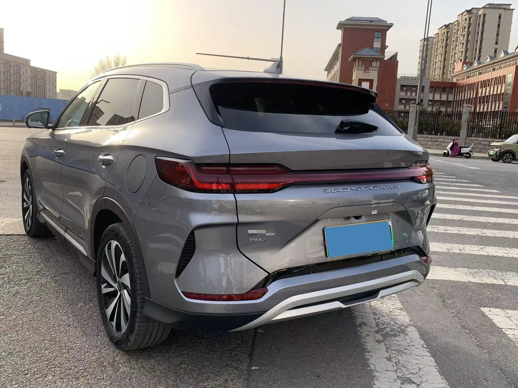 2023 BYD SONG thumbnail 4