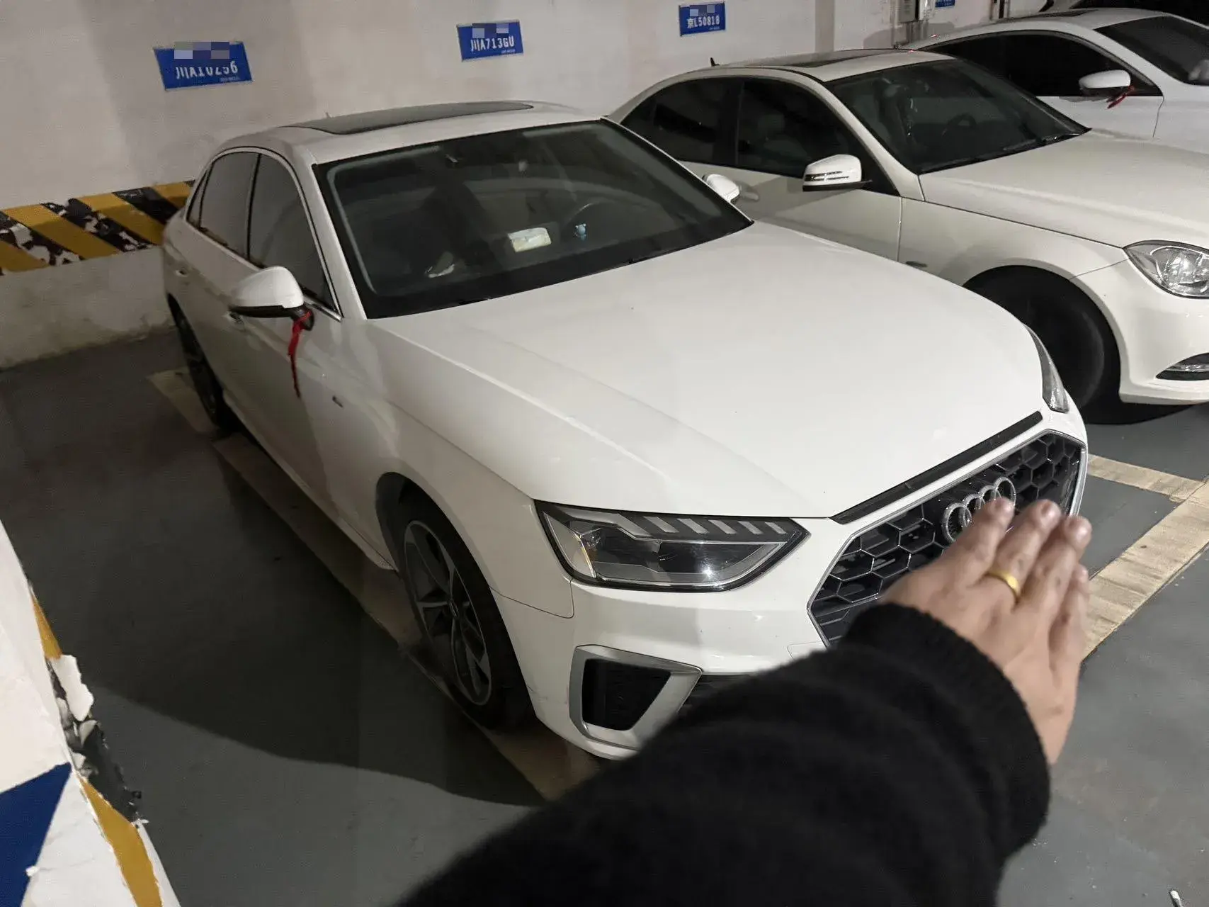 2020 AUDI A4L thumbnail 2