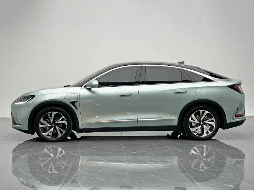 2022 ARCFOX ΑS thumbnail 3