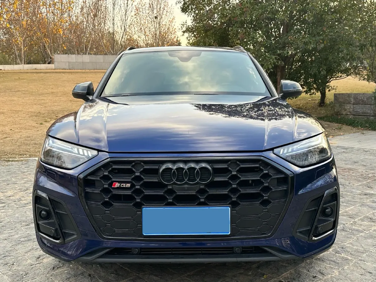2021 Audi SQ5 3.0T 354HP V6 8AT,autocango,china used car exporter,china ev exporter,chinese used car exporter,chinese used ev exporter