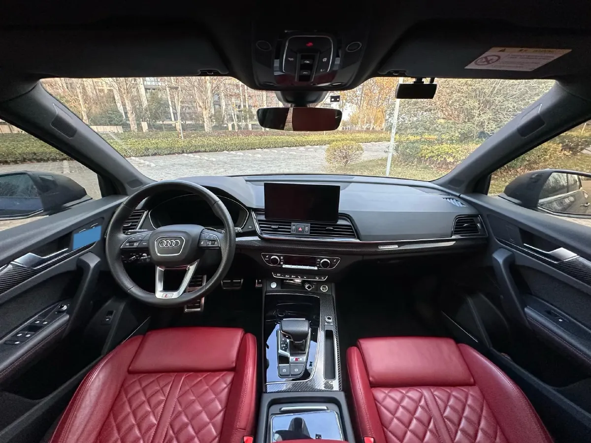 2021 Audi SQ5 3.0T 354HP V6 8AT,autocango,china used car exporter,china ev exporter,chinese used car exporter,chinese used ev exporter