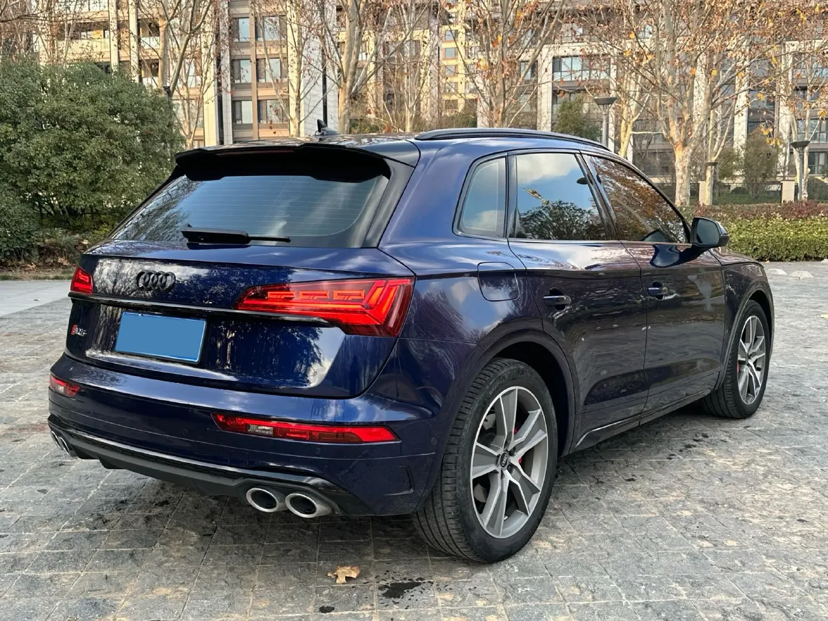 2021 Audi SQ5 3.0T 354HP V6 8AT,autocango,china used car exporter,china ev exporter,chinese used car exporter,chinese used ev exporter