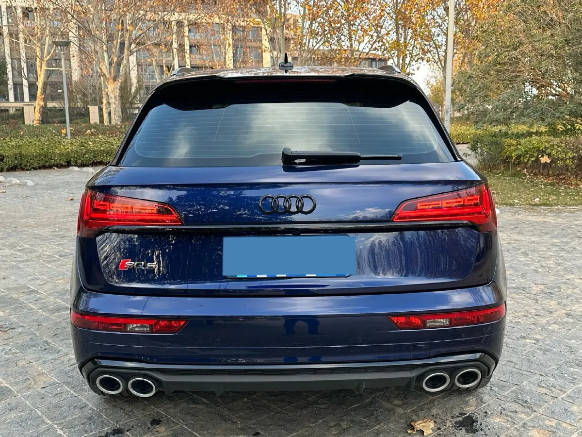 2021 Audi SQ5 3.0T 354HP V6 8AT,autocango,china used car exporter,china ev exporter,chinese used car exporter,chinese used ev exporter