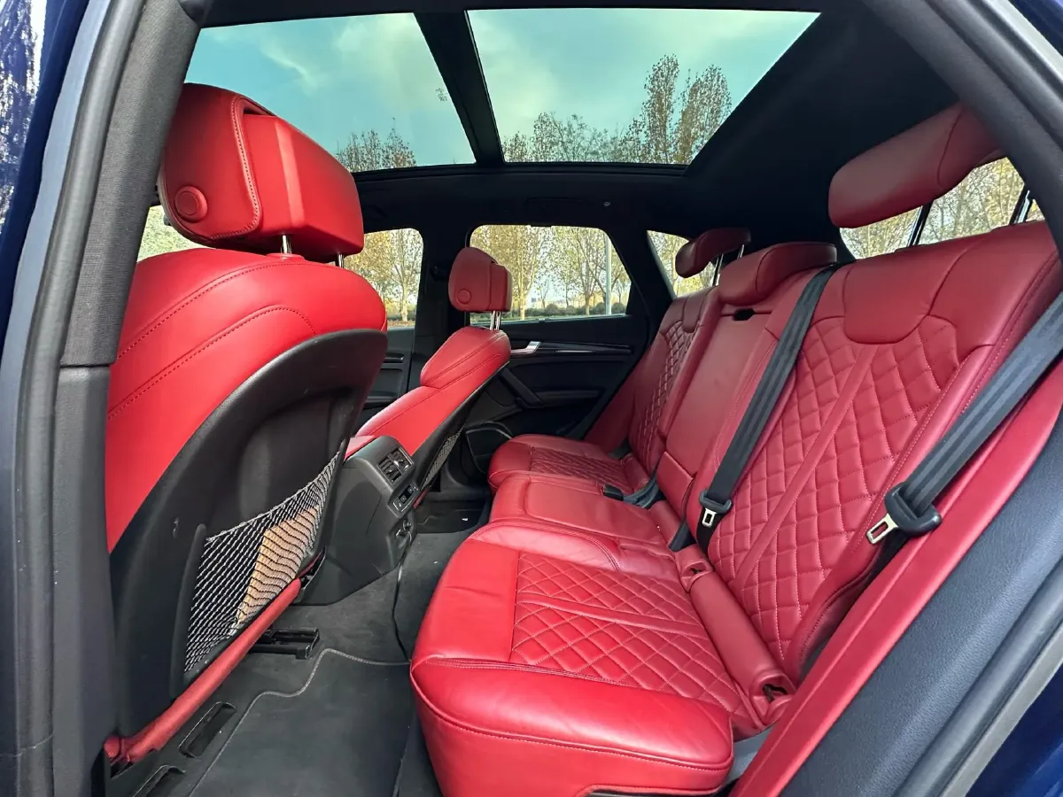 2021 Audi SQ5 3.0T 354HP V6 8AT,autocango,china used car exporter,china ev exporter,chinese used car exporter,chinese used ev exporter