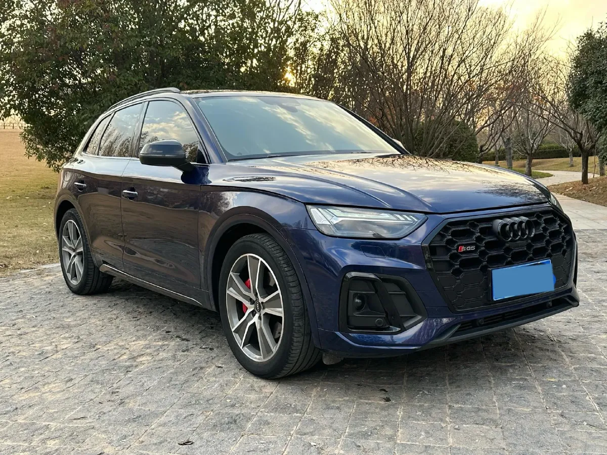 2021 Audi SQ5 3.0T 354HP V6 8AT,autocango,china used car exporter,china ev exporter,chinese used car exporter,chinese used ev exporter