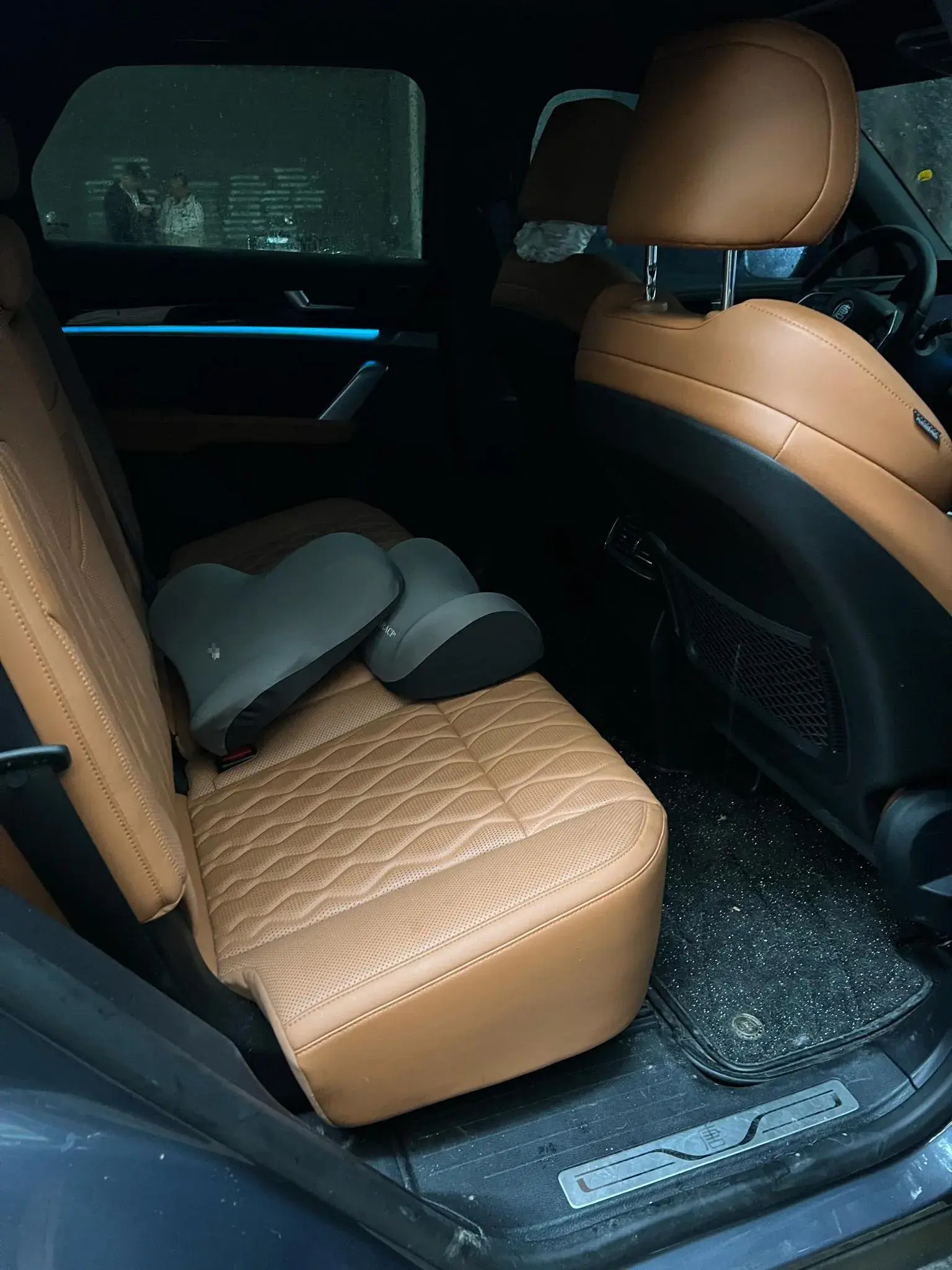 2023 BYD TANG thumbnail 3