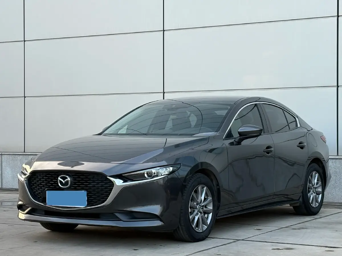 2020 Mazda 3 Axela 1.5L 117HP L4 6AT
