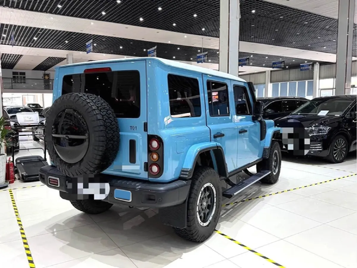 2025 212 212 T01 2.0T 252HP L4 8AT,autocango,china used car exporter,china ev exporter,chinese used car exporter,chinese used ev exporter