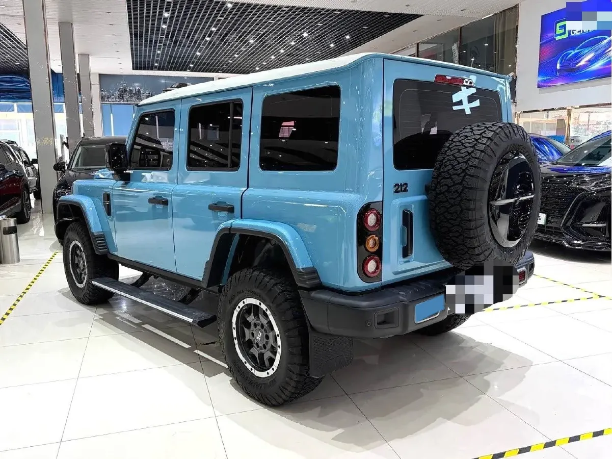 2025 212 212 T01 2.0T 252HP L4 8AT,autocango,china used car exporter,china ev exporter,chinese used car exporter,chinese used ev exporter