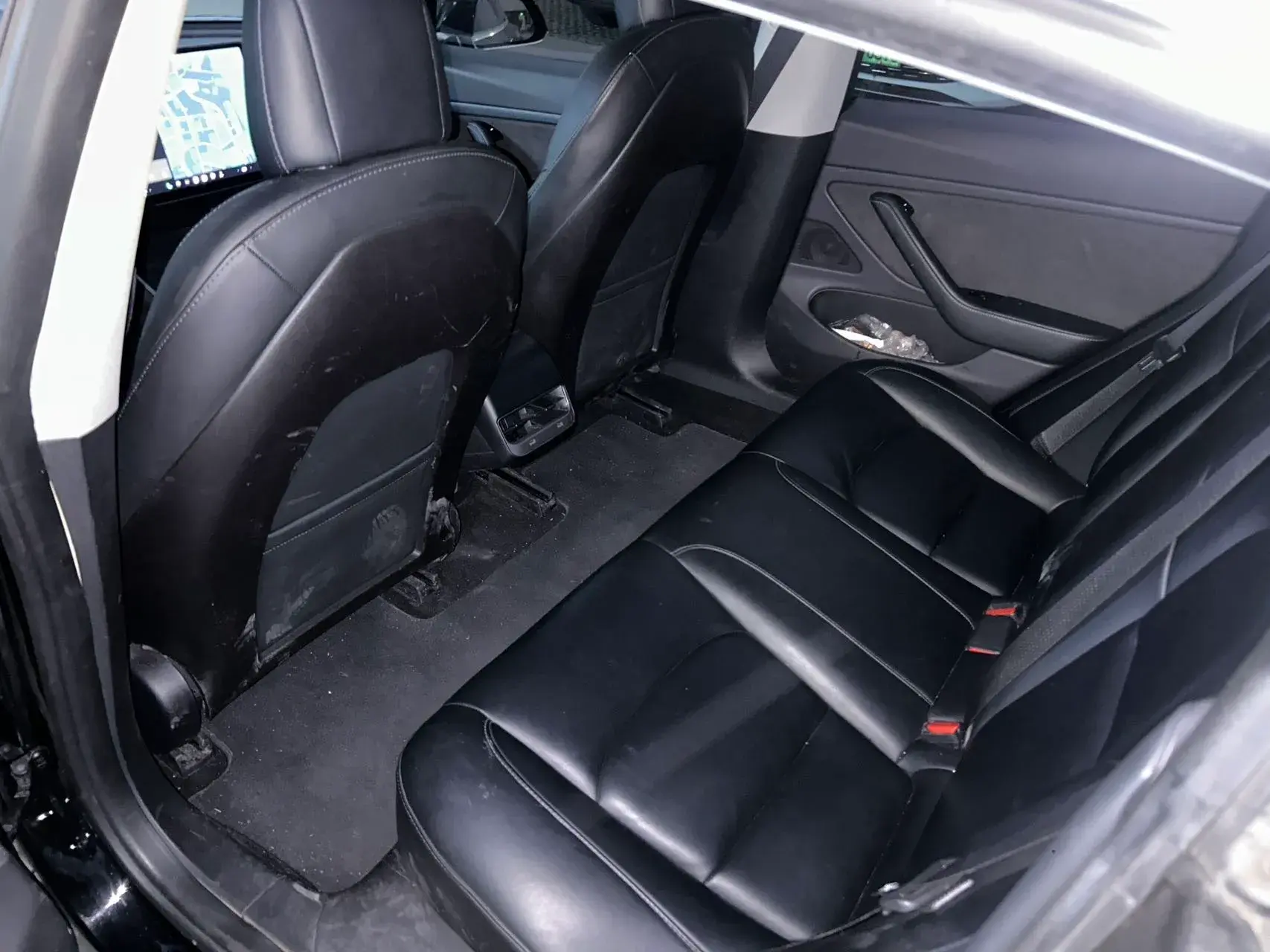 2019 TESLA MODEL thumbnail 4