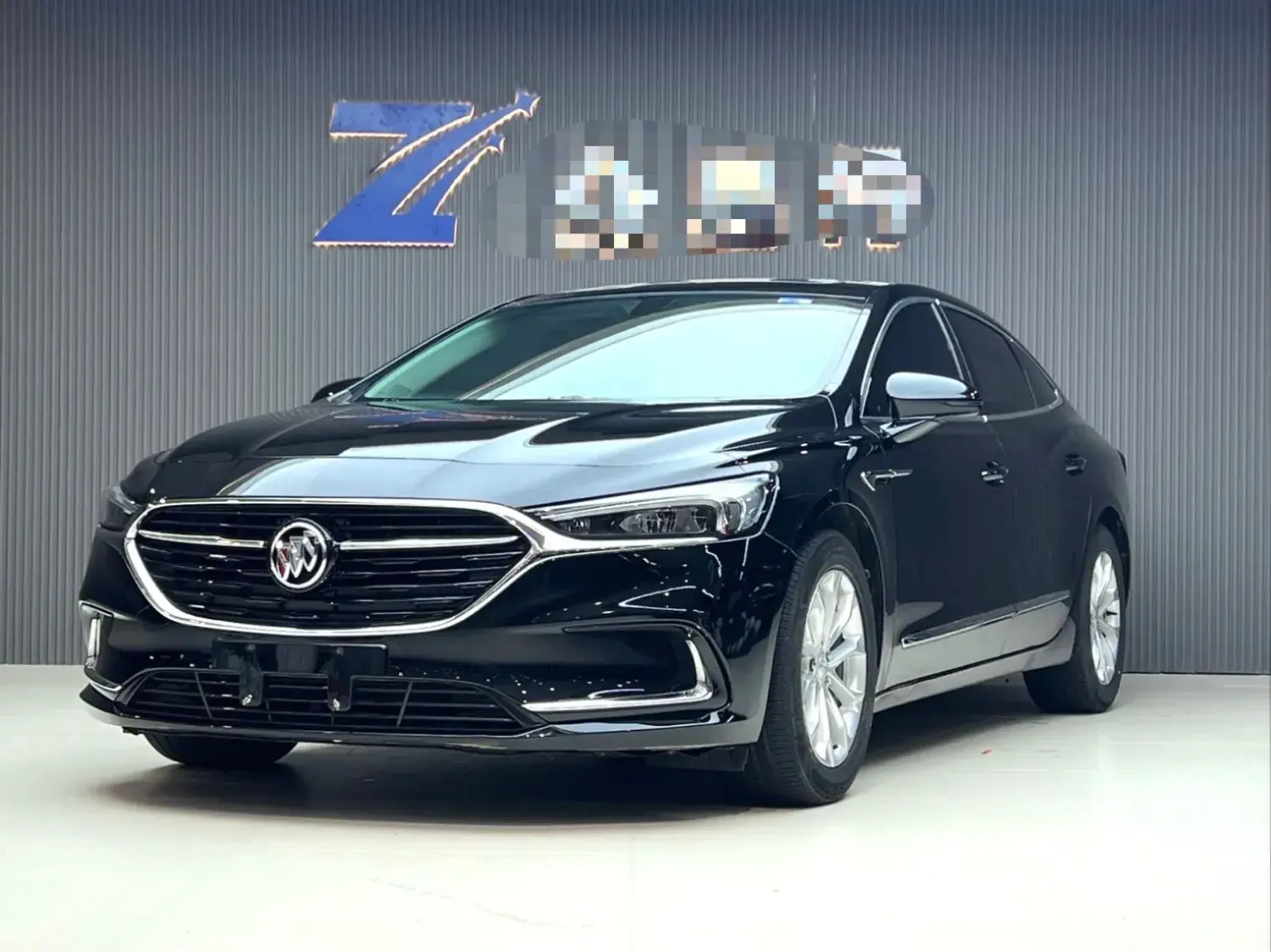 2021 BUICK LARCOSSE view 1