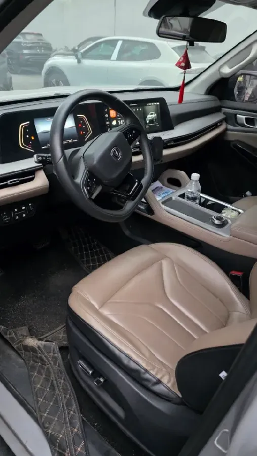 2024 ChangAn Hunter 2.0T 190HP L4 REEV 31.18KWH,autocango,china used car exporter,china ev exporter,chinese used car exporter,chinese used ev exporter