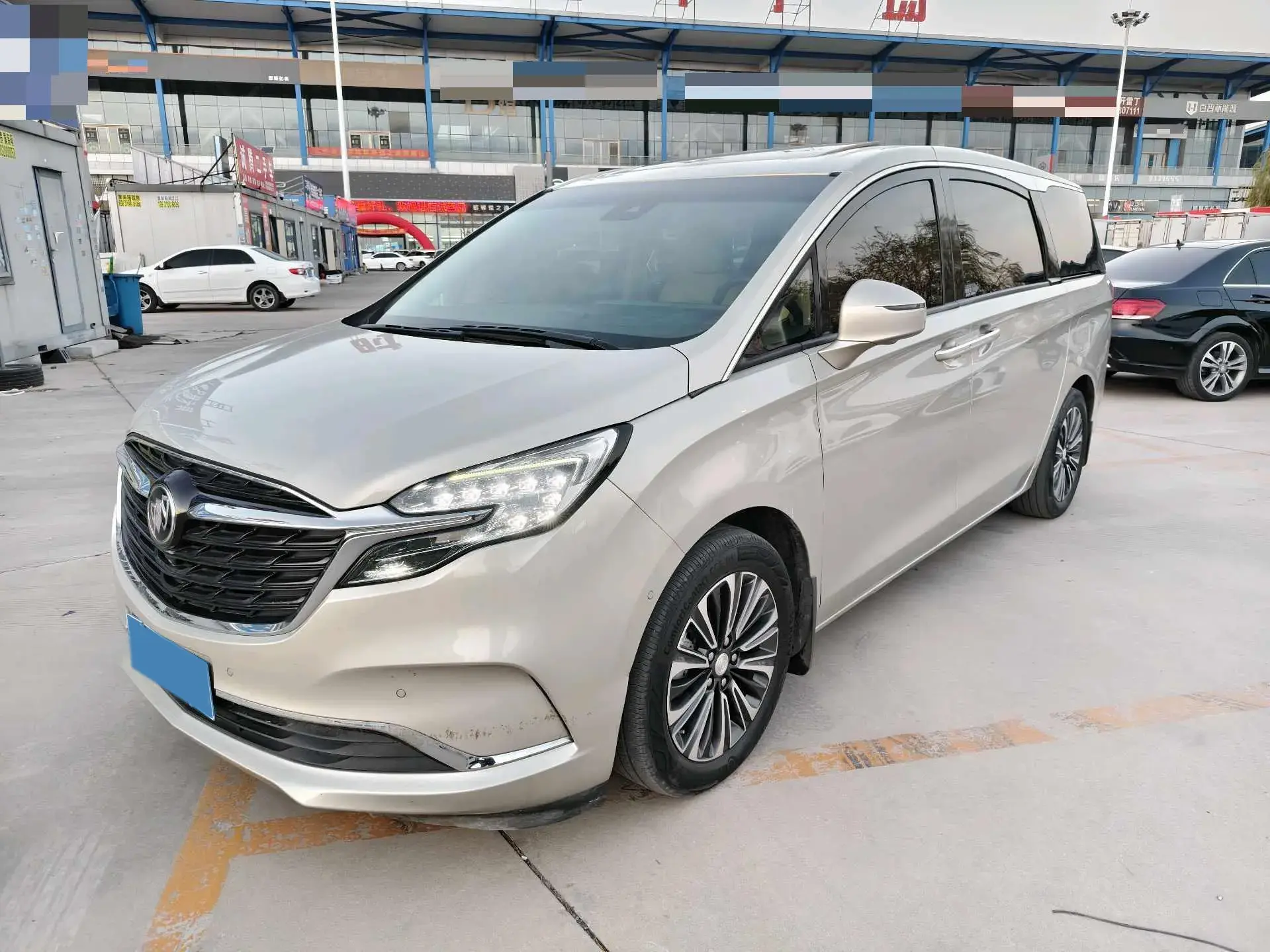 2020 BUICK GL8 view 1