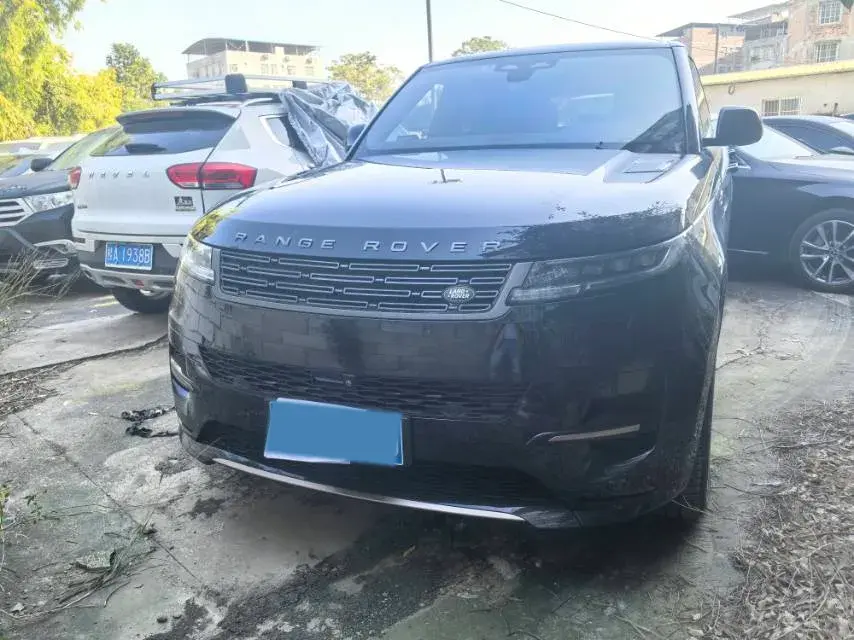 2024 LAND ROVER thumbnail 2