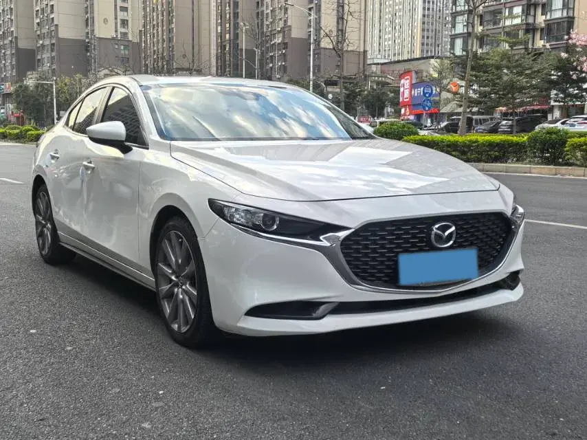 2020 MAZDA 3 thumbnail 2