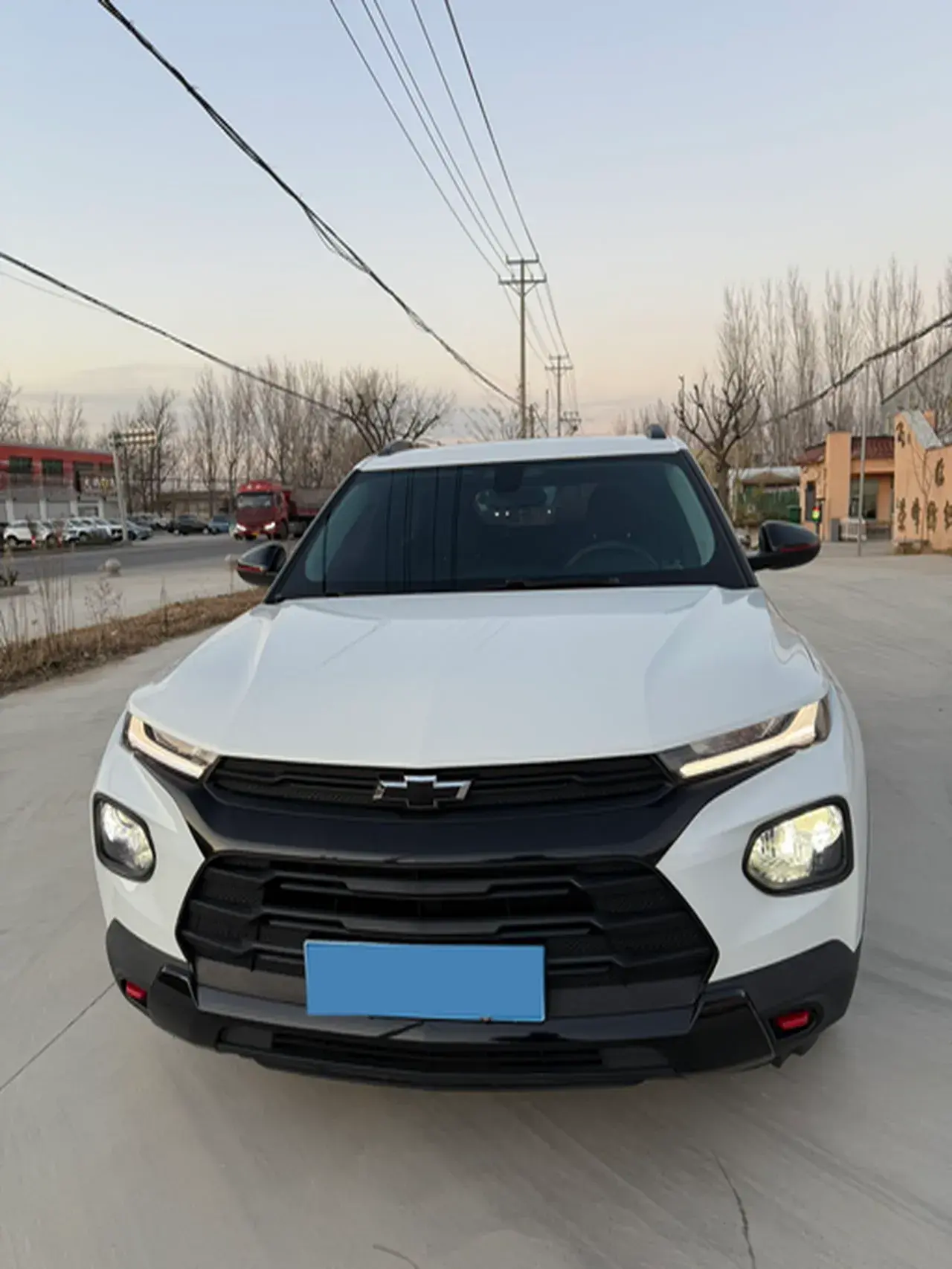 2019 CHEVROLET TRAILBLAZER thumbnail 3