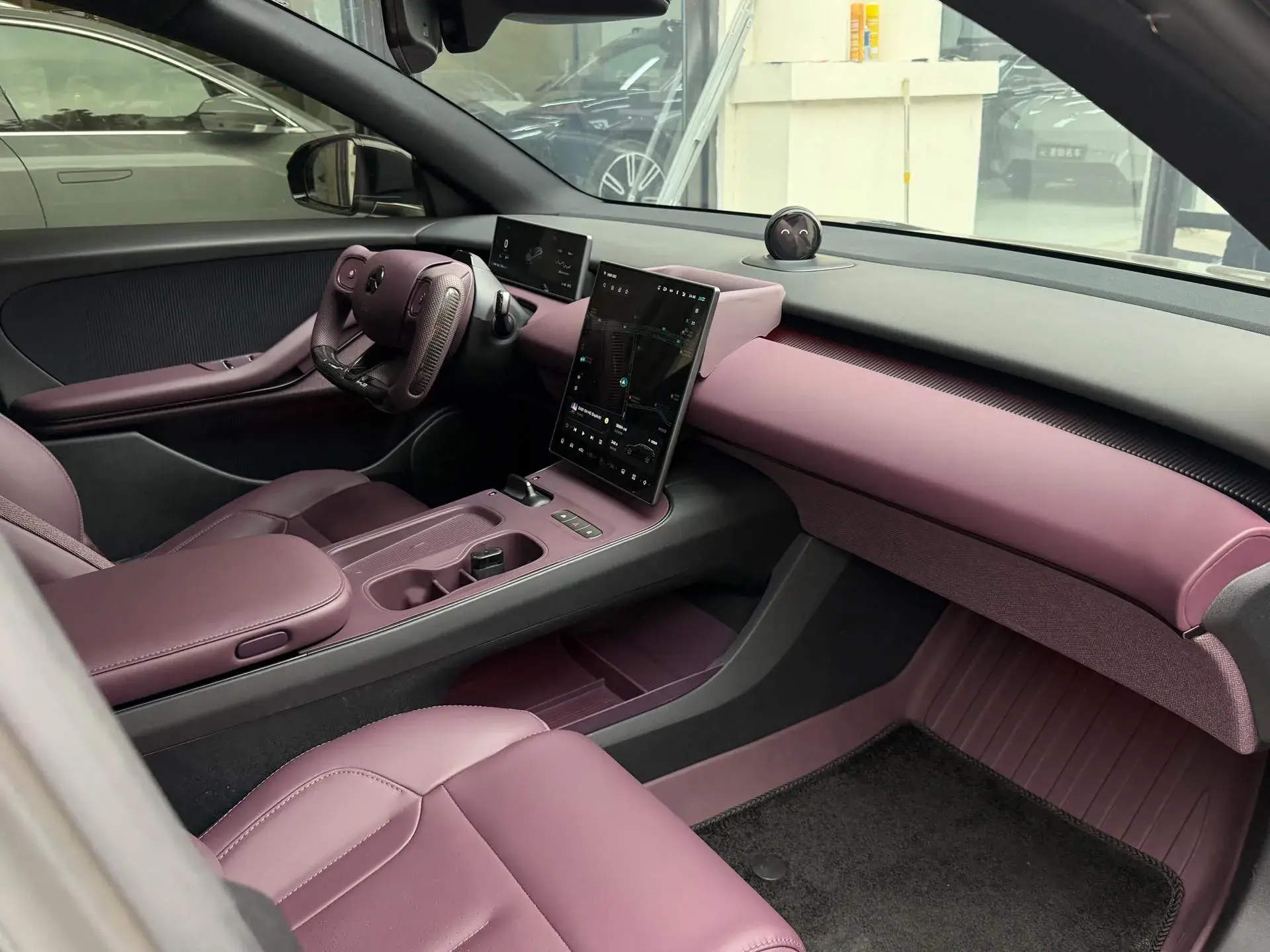 2024 NIO ET5T thumbnail 3