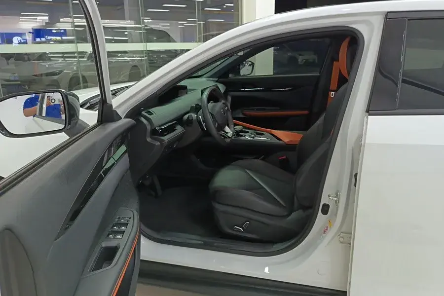 2022 CHANGAN UNI-V thumbnail 4