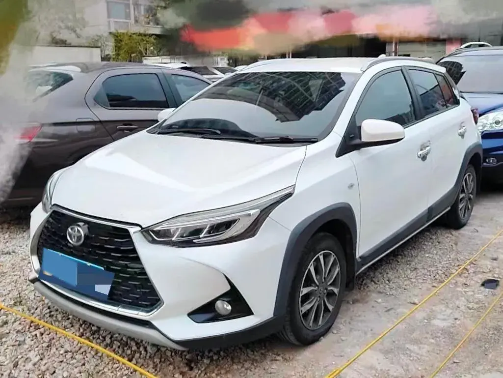 2022 Toyota Yaris L 1.5L 112HP L4 CVT