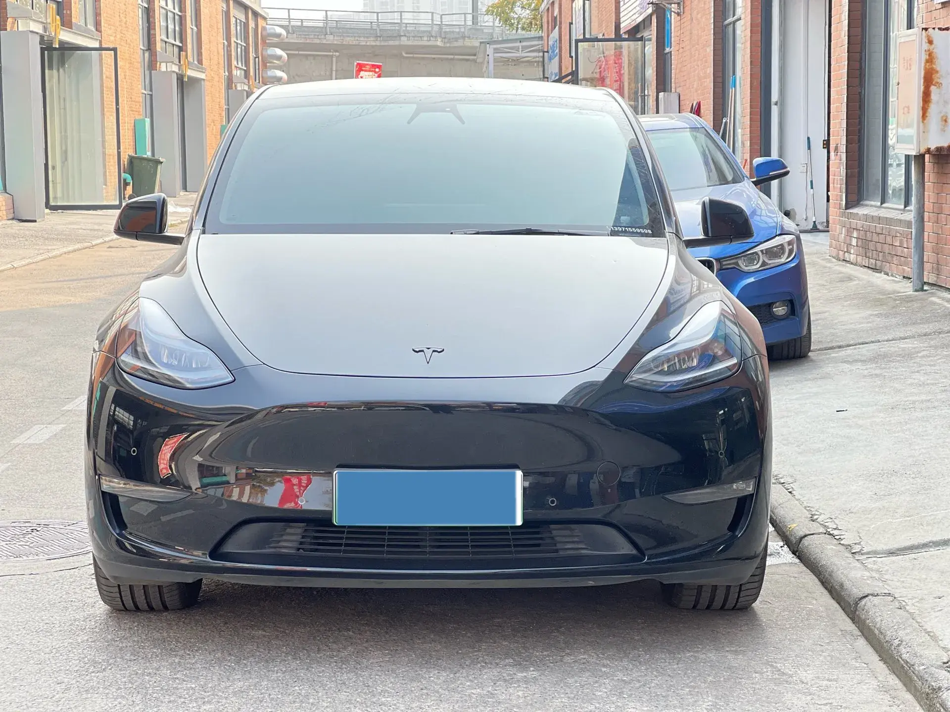 2021 TESLA MODEL thumbnail 2