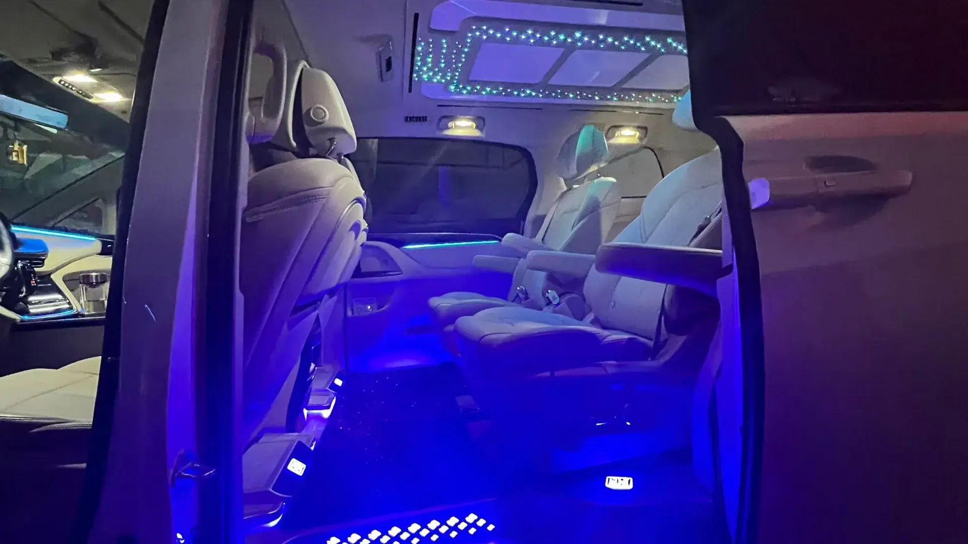 2021 BUICK GL8 thumbnail 4