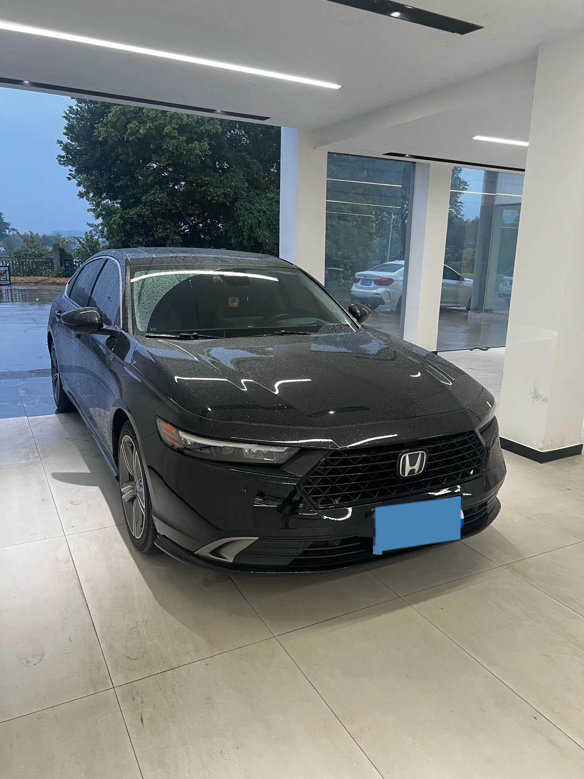 2025 HONDA ACCORD thumbnail 3