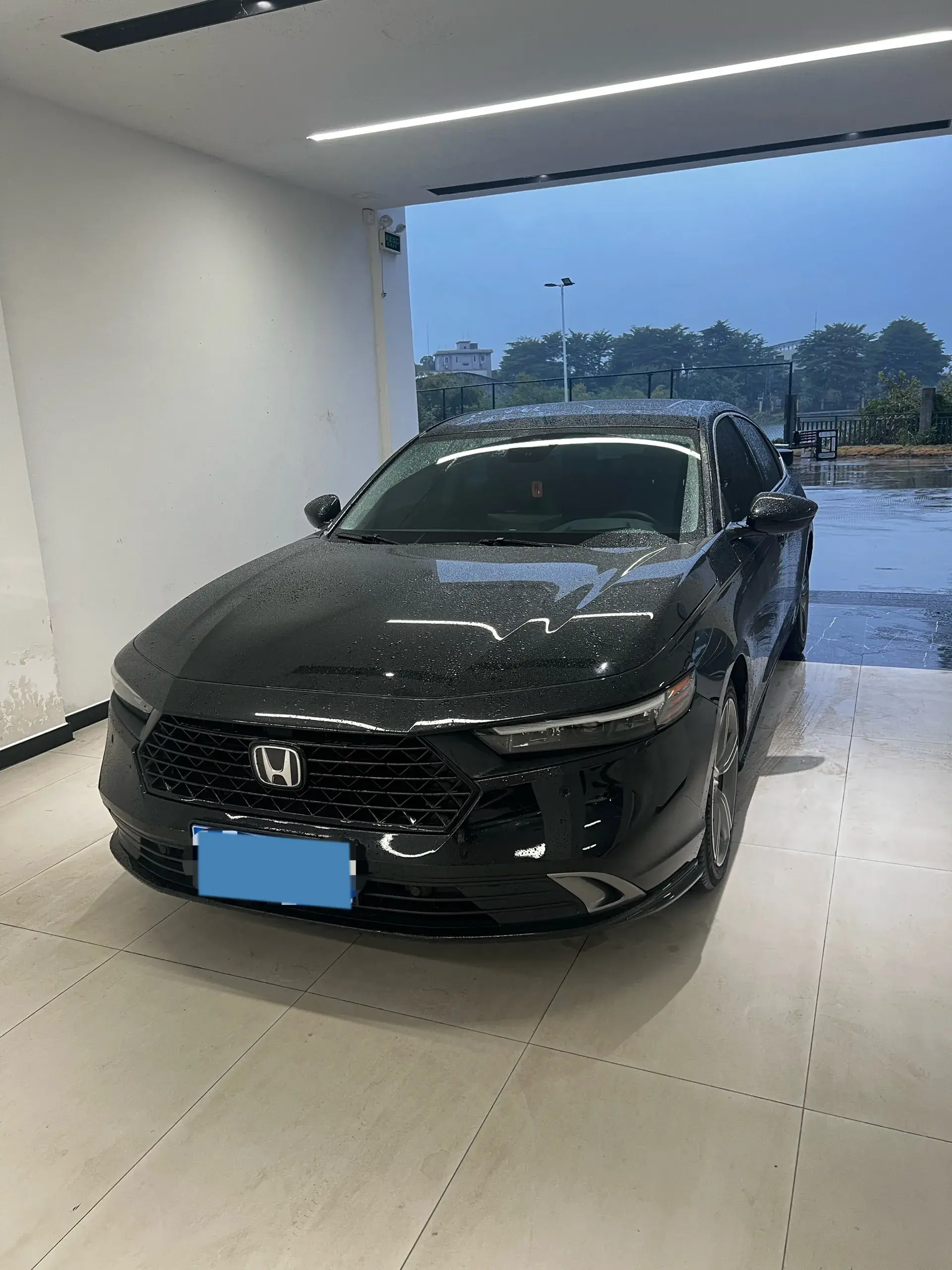 2025 HONDA ACCORD view 1