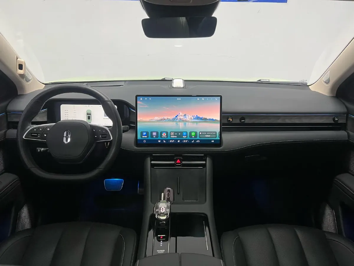 2022 Volvo S60 2.0T 197HP L4 8AT,autocango,china used car exporter,china ev exporter,chinese used car exporter,chinese used ev exporter