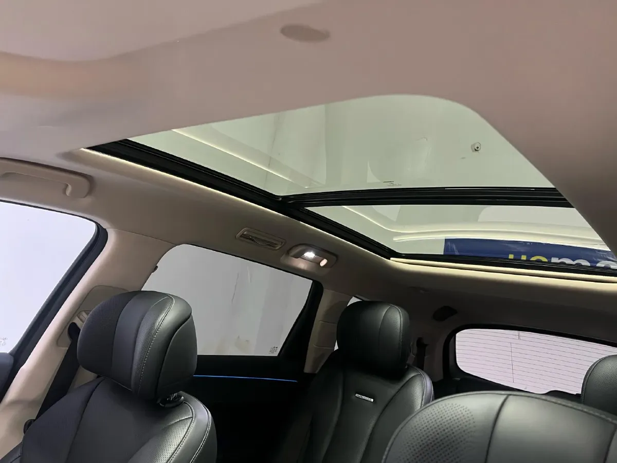 2022 Volvo S60 2.0T 197HP L4 8AT,autocango,china used car exporter,china ev exporter,chinese used car exporter,chinese used ev exporter