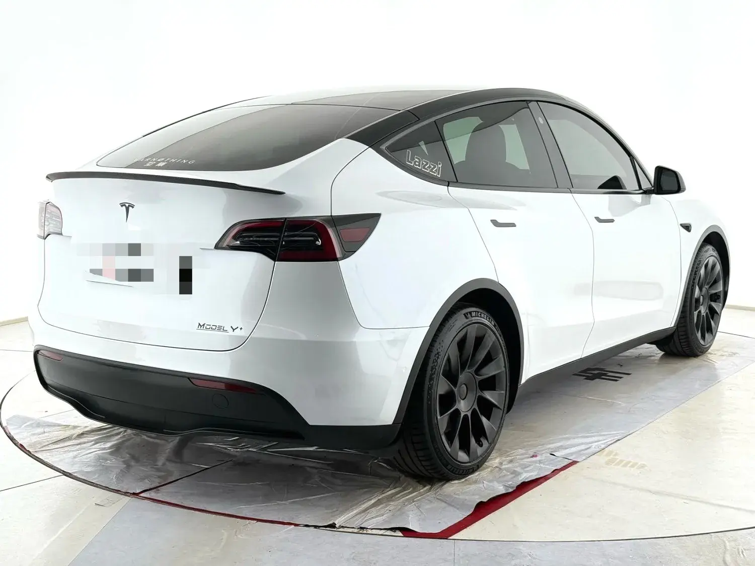 2022 BMW 3 thumbnail 2