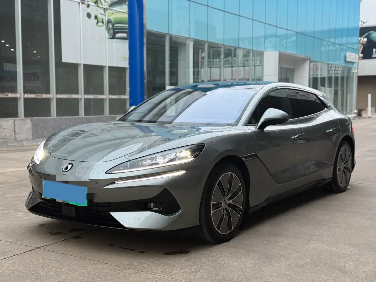 2024 Denza DenzaZ9GT 2.0T 207HP L4 E-CVT PHEV 38.5KWH