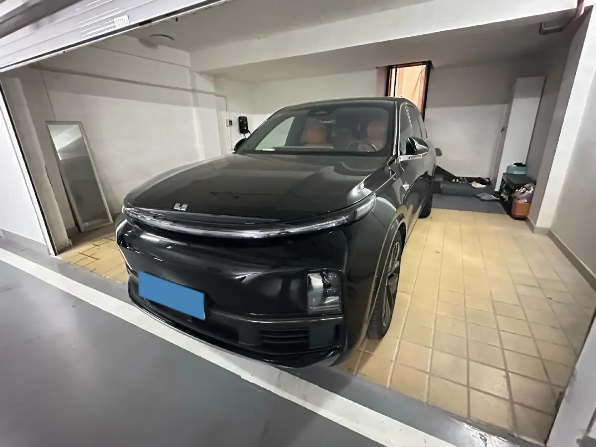 2023 Li L9 Range Extended 154HP REEV 42.6KWH